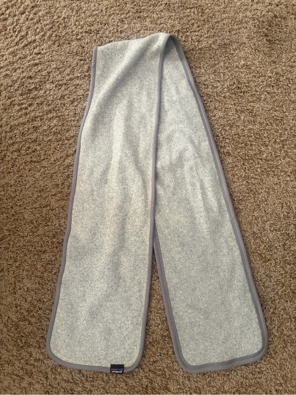 Women Patagonia fleece scarf